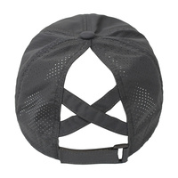 Casquette de baseball sportive personnalisée pour femmes système de queue de cheval casquette d'aération découpée au laser pour la course à pied légère