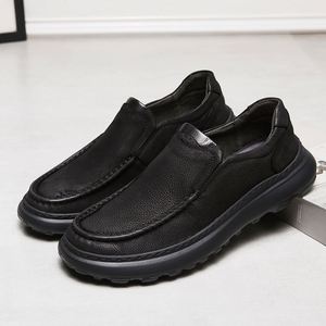 Chaussures plates extra larges pour femmes, légères, respirantes, à bout carré, pour personnes âgées, mocassins décontractés en cuir, vente en gros - Product Image 1