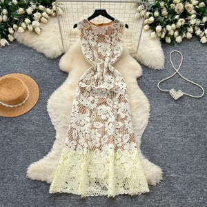 Robe longue sans manches taille haute coupe trapèze en dentelle ajourée respirante de qualité supérieure, style romantique français pour femme - Product Image 1