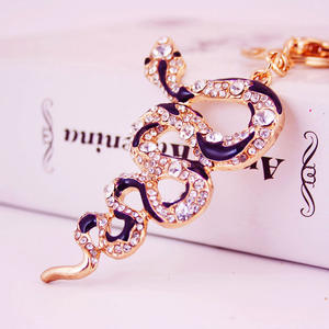Porte-clés en alliage de python avec goutte d'huile Zodiac Snake Womens Bag Accessories Metal Pendant <span class=keywords><strong>Panlong</strong></span> Mens 166 - Product Image 3