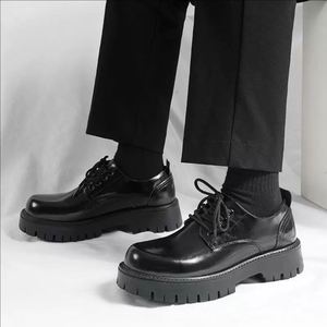 Chaussures habillées noires de luxe pour hommes, grande taille, collection Printemps 2025, à lacets, plateforme, personnalisables, avec sacs assortis - Product Image 5