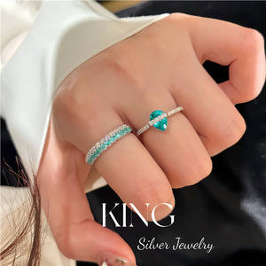 Conjunto de Joyería King Silver: Collar, Anillo y Pendientes con Diseño de Doble Espiral, de Moda para Fiestas, en Aleación de Zinc con Engaste de Canal - Product Image 3