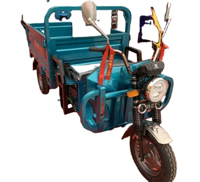 2023 Three-wheeled electric power mobility scooter freight electric tricycle pulling freight express transport electric vehicle