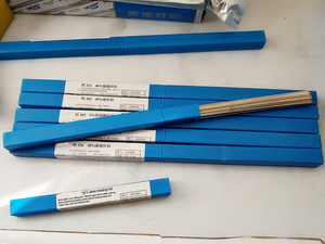 Metallo <span class=keywords><strong>per</strong></span> Brasatura di Alta Qualità AWS Bag-34 TIG Box 35% Ag Resistenza alla Trazione 520Mpa Diametro 1-5mm Senza Cadmio OEM ODM - Product Image 2