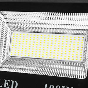 Projecteur LED en aluminium moulé sous pression, étanche IP66, lumière blanche mixte RGB pour scènes extérieures - Product Image 4
