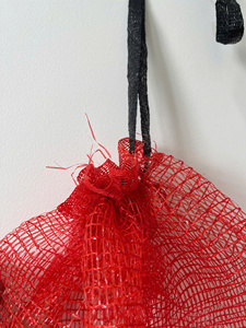 Bolsas de malla de HDPE amarillo ámbar reutilizables y lavables de alta calidad con cremallera para cultivo agrícola, moldeado por soplado y corte - Product Image 6