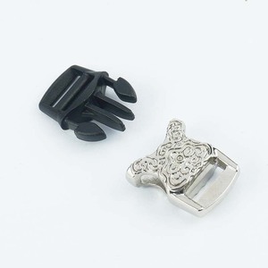 Hebilla metálica estilo chino de 10 mm de diámetro interior, marco de aleación de zinc en plata y oro claro para cinturones, bolsos y mochilas. - Product Image 2