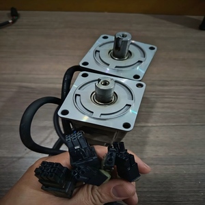 Motor Servo AC GYB401D5-RC2-B, Tamaño Compacto, Alto Torque, Bajo Ruido, Ideal para Máquinas Industriales Pequeñas, En Stock y Envío Rápido - Product Image 2