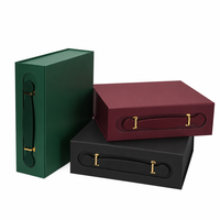 Boîte cadeau élégante pliable magnétique avec poignée en PU, boîte rigide personnalisée multicolore pour cadeaux de vacances et emballage de vêtements
