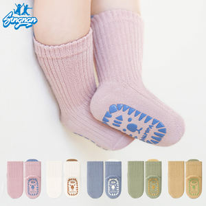 جوارب رضع مضادة للانزلاق بألوان سادة، للأطفال حديثي الولادة والمشاة الصغار، أنبوب متوسط، لموسم الربيع والخريف - Product Image 2