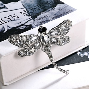 Broche de libélula con incrustaciones de diamantes de imitación europeos y americanos, accesorios de ropa, alfileres, joyería - Product Image 4