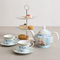 Chinoiserie en porcelaine céramique bleue New Bone China Flower Shape English Tea Cup and Saucer Set for Gift Set and Party Enents