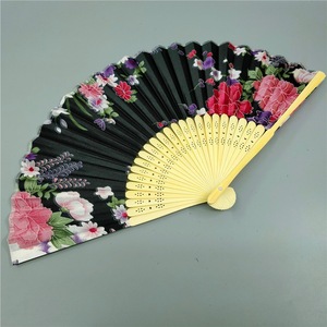 Éventail pliable en bambou de 21 cm, style japonais, imprimé floral folklorique, accessoire pour événements, fêtes, danse et accessoire photo personnalisé - Product Image 5