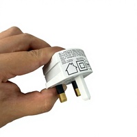 Adaptador de Enchufe Universal Portátil para Viajes en el Reino Unido, 250V 16A, para Laptop, Cámara y LED