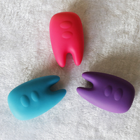 Paar-Sexspielzeug U-förmiger Vibrator Liebes-Ei Weibliche Masturbation Erwachsenen-Sexualvergnügen Springendes Ei Vibrierendes Sextoy für Frauen