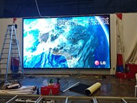 Écran LED d'intérieur couleur pleine personnalisé 2026 P2.5, panneau d'affichage LED mural pour la publicité, nouveaux panneaux LED d'intérieur