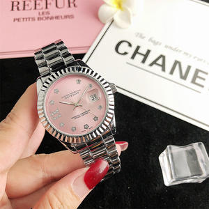 <span class=keywords><strong>Orologi</strong></span> al Quarzo con Calendario di <span class=keywords><strong>Marche</strong></span> Italiane per Uomo <span class=keywords><strong>Donna</strong></span> di Alta Gamma, Orologio di Design con Cassa in Lega, Diamanti e Lente Convessa - Product Image 4