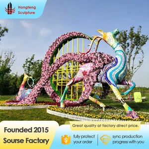 Statue de cerf en fibre de verre, peinte à la main, résistante aux UV, colorée, moderne, créative, attrayante, pour l'aménagement paysager extérieur. - Product Image 2