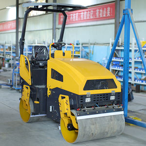 Vollhydraulischer Zweirad-Straßenwalze 3 Tonnen Vibrations-Strahldruckwalze zu verkaufen in <span class=keywords><strong>Dubai</strong></span> - Product Image 4
