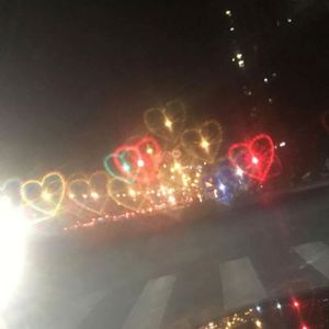 แว่นกันแดดแฟชั่นขายส่ง เปลี่ยนแสงให้เป็นรูปหัวใจ แว่นตาเอฟเฟกต์รูปหัวใจสำหรับผู้หญิง - Product Image 3