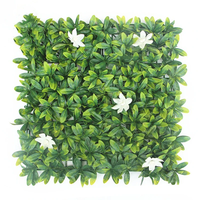 Mur végétal vertical d'intérieur au design moderne, décoration murale en herbe artificielle, toile de fond en plastique
