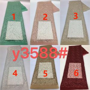 Tessuto in Pizzo 3D con Perline, Tessuto Francese per Abiti da Sposa con Perline Y3588 - Product Image 3