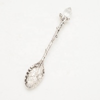 Cuillère à dîner en pierre précieuse fleur en relief fabriquée cuillère à café en cristal en laiton Antique rétro cuillère à thé en cristal imité en métal Vintage