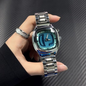 <span class=keywords><strong>Orologio</strong></span> <span class=keywords><strong>da</strong></span> <span class=keywords><strong>Polso</strong></span> Digitale Quadrato <span class=keywords><strong>Vintage</strong></span> per Uomo, Cassa in Lega, Vetro, Cinturino in Acciaio Inossidabile, Sveglia, Resistente all'Acqua 3BAR, Stile Futuristico - Product Image 1