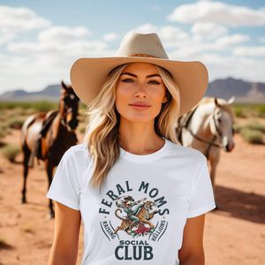 T-shirt FOXA Feral Moms Social Club pour femme, en coton, avec motif graphique, design western vintage, drôle, pour la fête des mères - Product Image 5
