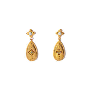 Boucles d'oreilles pendantes vintage tendance en acier inoxydable 316L plaqué or PVD avec zircon, design goutte d'eau durable et résistant, pour femme, idéales pour les soirées - Product Image 1