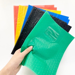 Fundas Protectoras para Libros de PVC Impermeables de Alta Calidad, 17*22cm, Fundas de PVC Coloridas para Libros en Venta - Product Image 1