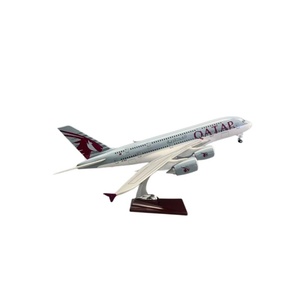 YIGUAN A380 Qatar Airways Modello di Aereo in Resina Termopolimerizzata Realistico con Doppia Porta, Luci e Ruote, Simulazione Statica, Oggetto da Collezione Artistico - Product Image 6