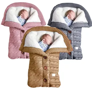 Sıcak uyku tulumları bebek bebek kış kalın düğme örgü uyku tulumu yatak için kundak battaniyeleri arabası Footmuff yürüyor Wrap