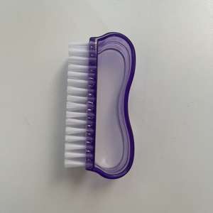 Hochwertige Minimalistische JL Marke Nagelreinigungsbürste Multifunktional Tragbar Langlebiger Kunststoffgriff Mikrofaser-Borsten - Product Image 6