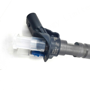 Injecteurs de carburant diesel à rampe commune 33800-2F000 0445116017 0445116018 0986435420 338002F000 pour moteur Hyundai Kia D4HB - Product Image 2