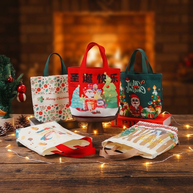 Direct Factory Supply Wholesale High Quality Eco-friendly Christmas Gift Canvas Tote Bag with Santa Claus Printing in Stock