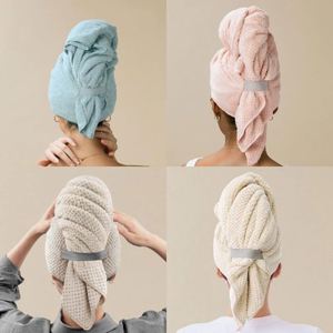 Serviette de protection pour cheveux longs et mouillés en polaire corail à séchage rapide avec logo personnalisé et bande élastique pour femme - Product Image 2
