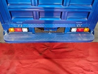 Tricycle cargo à moteur refroidi par air de 200 cm³ avec pare-brise, trike motorisé à 3 roues très populaire pour le transport de marchandises sur le marché d'Asie centrale