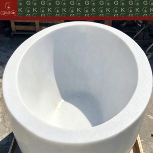 Bañera Independiente de Mármol de Alta Gama GOLDKING, Color Blanco Puro, Superficie Lisa, Acabado Pulido a Mano - Product Image 5