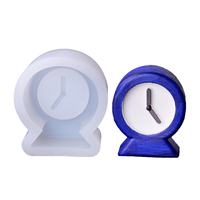 Moule en silicone pas cher, populaire, classique, rétro, en forme d'horloge 3D pour la fabrication artisanale de bougies, de savons et d'ornements en cire.