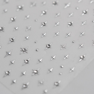 Vendita calda squisita Adesivi per Manicure con diamante di cristallo 3D lucidi stile francese argento stella adesivi per Nail Art fatti in plastica - Product Image 3