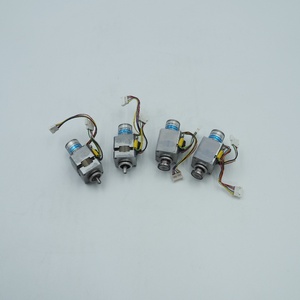 Moteur articulé universel pour robot industriel A-B-B Yumi IRB14000 & IRB14050, référence 3HAC036950-001, en acier et cuivre, pour l'automatisation - Product Image 4