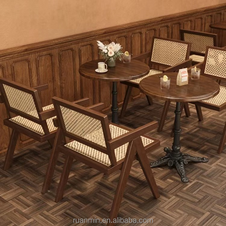 American Style New Commercial Restaurant Furniture Wood Cafe Tables and Chairs Booth Sets for Bar Home Bar and Park Use