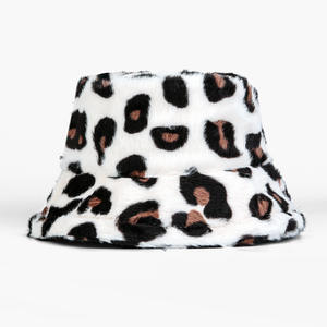 Mode plusieurs styles chapeau de pêcheur <span class=keywords><strong>en</strong></span> gros moelleux <span class=keywords><strong>en</strong></span> peluche chapeaux d'hiver femmes fausse fourrure chaud hiver seau chapeau - Product Image 6