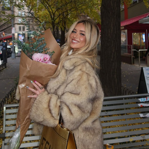 Abrigo <span class=keywords><strong>de</strong></span> <span class=keywords><strong>Mujer</strong></span> Holgado con Mangas Anchas, Personalizado <span class=keywords><strong>de</strong></span> Lujo con Cierre, Abrigo <span class=keywords><strong>de</strong></span> Piel <span class=keywords><strong>de</strong></span> Alta Calidad, Tejido <span class=keywords><strong>de</strong></span> <span class=keywords><strong>Punto</strong></span> Esponjoso, Color Camel - Product Image 1