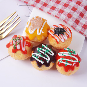 Modelo Realista de Takoyaki, Divertido Llavero Japonés de Takoyaki con Simulación de Mariscos, Adorno para Bolsos - Product Image 2