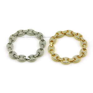 Hip-hop men's street <b>bracelet</b> jewelry is cool, diamond-encrusted, pig nose buckle, and <b>bracelets</b> - Product Image 3