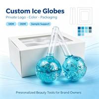Grand globe de glace en verre avec paillettes, outil de beauté réutilisable pour le refroidissement, couleur personnalisée, emballage avec logo, globes de glace pour le soin du visage et les gels de soin.