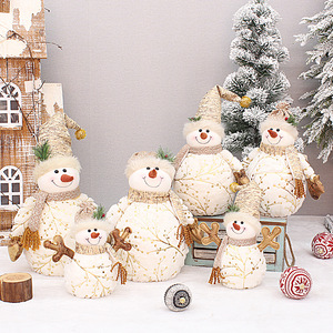 Muñecos de Nieve de Peluche con Serigrafía y Acabado Mate, Decoraciones Navideñas Ecológicas, Figuras para Exhibición Festiva - Product Image 1