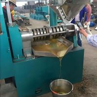 Presse à vis à haut rendement pour l'extraction d'huile, idéale pour le traitement des graines de lin, de coton et de tournesol dans les ateliers de production d'huile